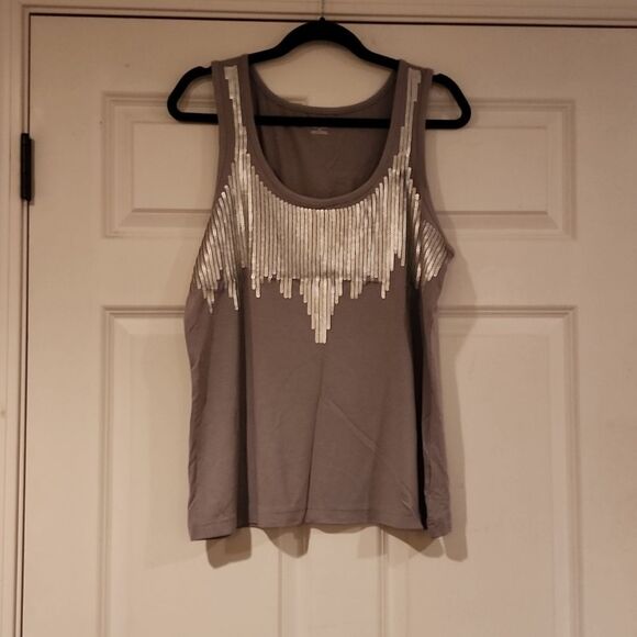 A.n.a. Gray and silver sequin tank L - Picture 1 of 3